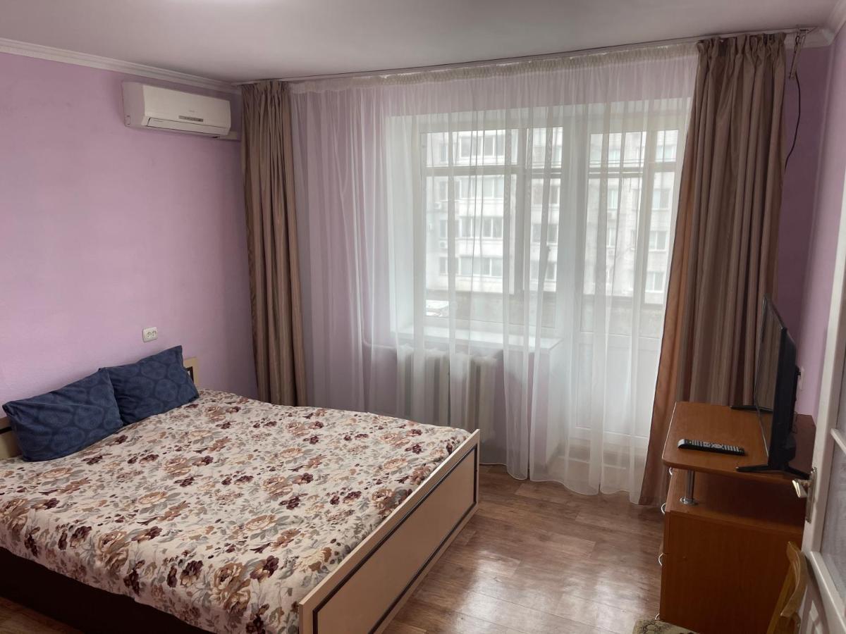 Апартаменты На Гоголя,460 Cherkasy Exterior foto