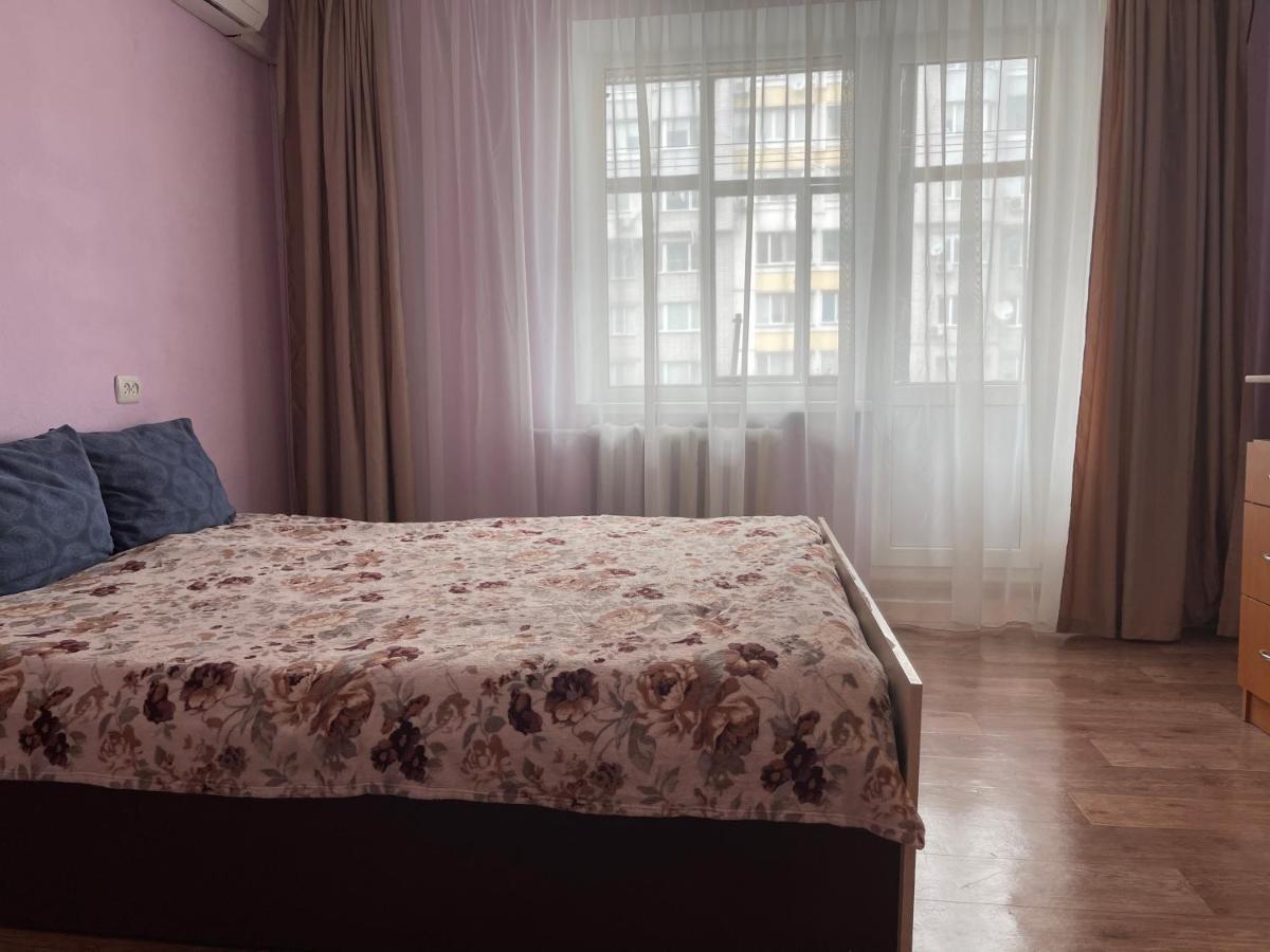 Апартаменты На Гоголя,460 Cherkasy Exterior foto