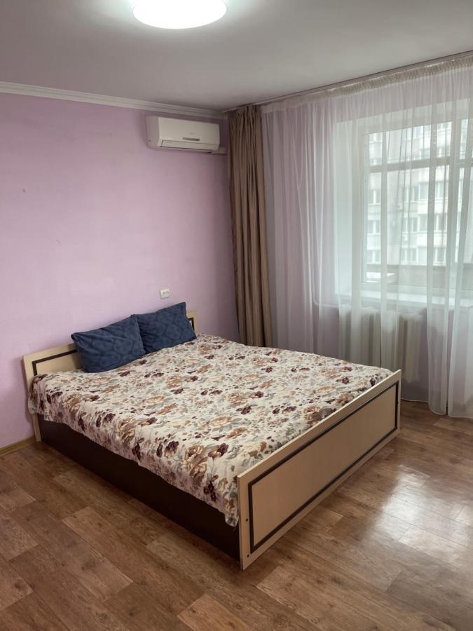 Апартаменты На Гоголя,460 Cherkasy Exterior foto